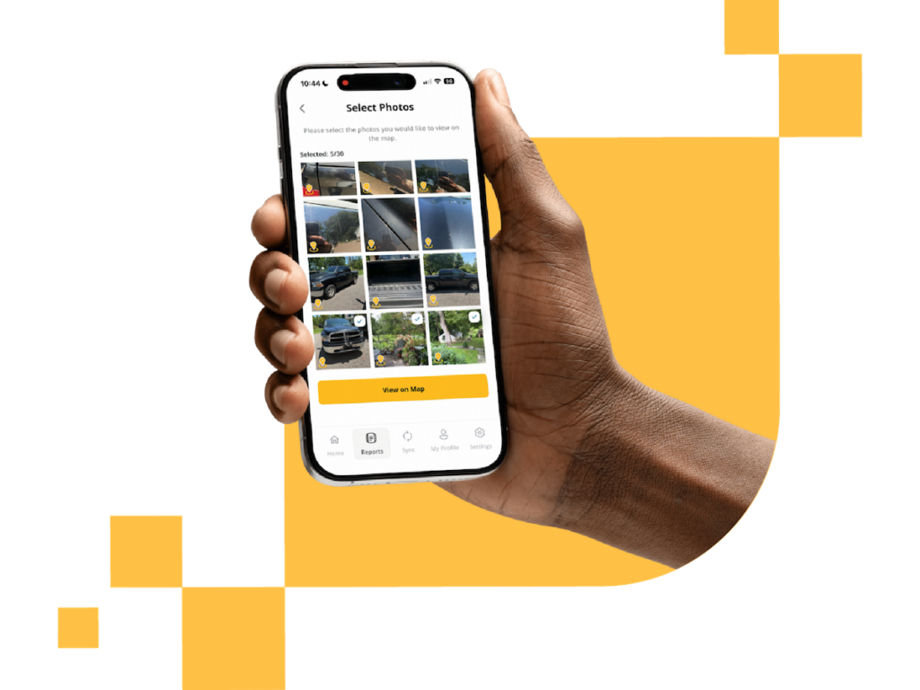 The Quire Mobile app capturing site photos and field notes on a phone